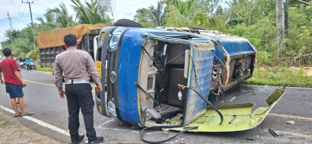 Kumpulan Fakta Hasil Olah TKP Kecelakaan 2 Truk Adu Depan di Pangkal Pinang